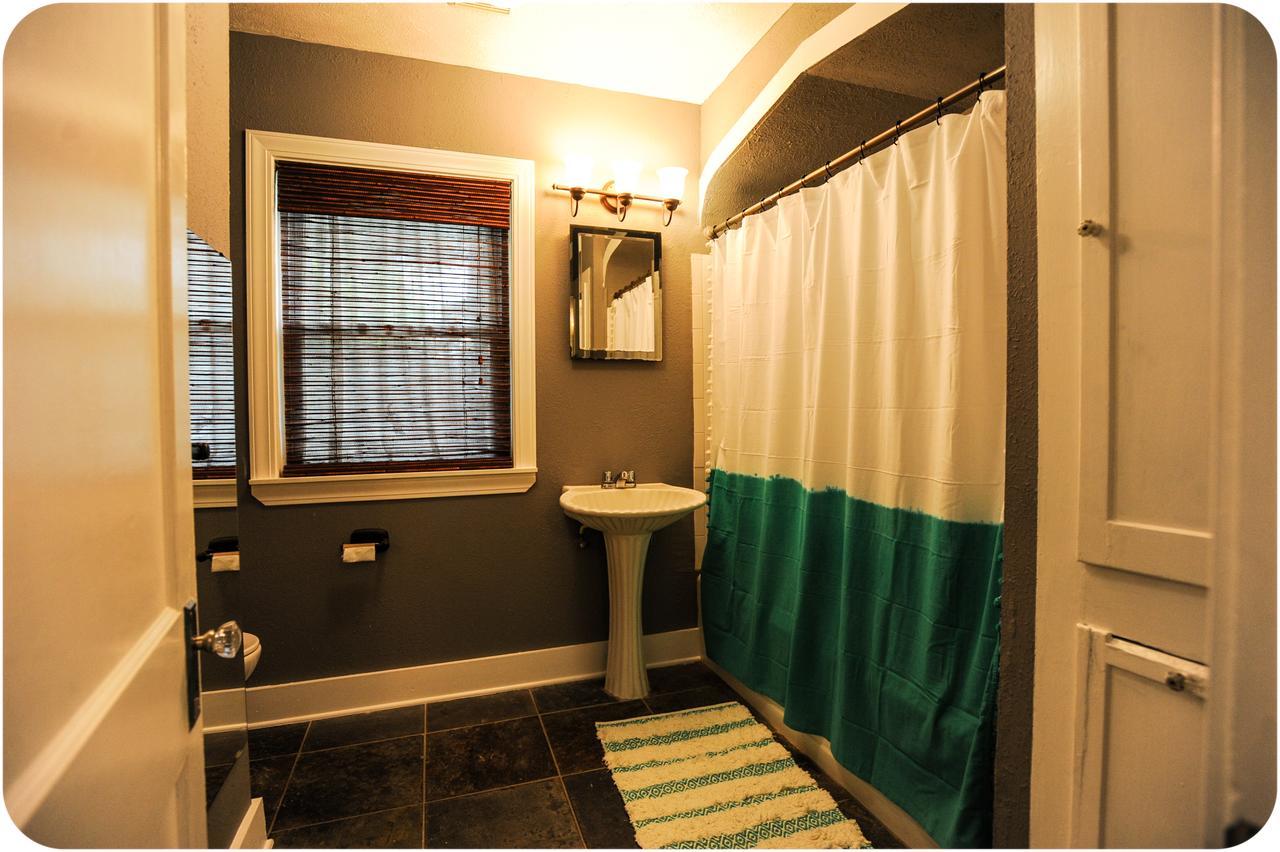 The Coyle Cabin - Close To Downtown, Stadiums, U Of H, Med Center 休斯敦 外观 照片